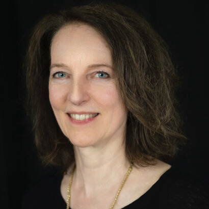 Dr. Lizzy Doorewaard